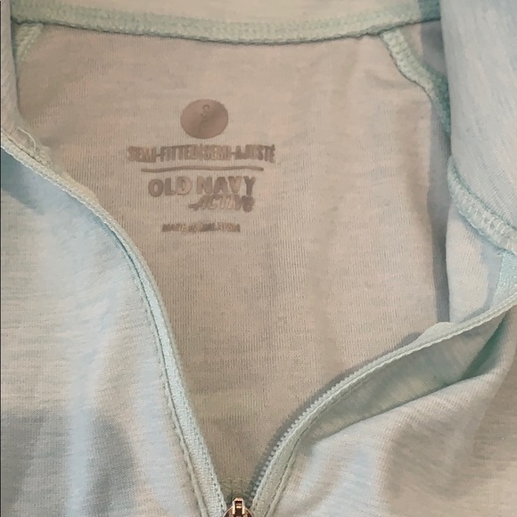 Old Navy active zip up - Picture 3 of 3
